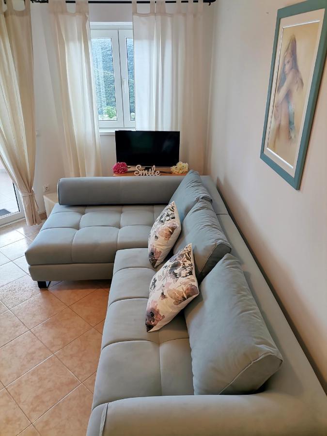 Lovely Apartment Branko Rabac With Balcony And Parking Exterior foto